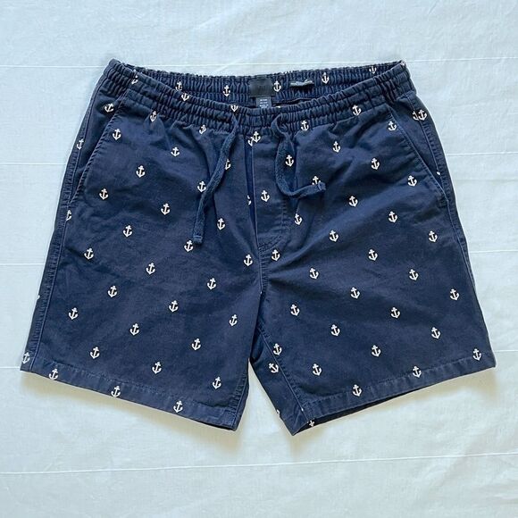 COPY - H&M relaxed fit shorts, men size 33 - Picture 1 of 5